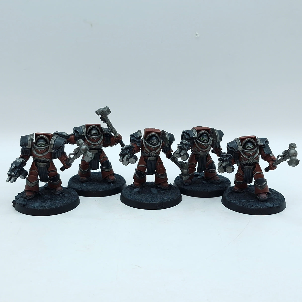 Warhammer Horus Heresy: Space Marine Word Bearers Cataphractii Terminators - Well Painted (BTD64)