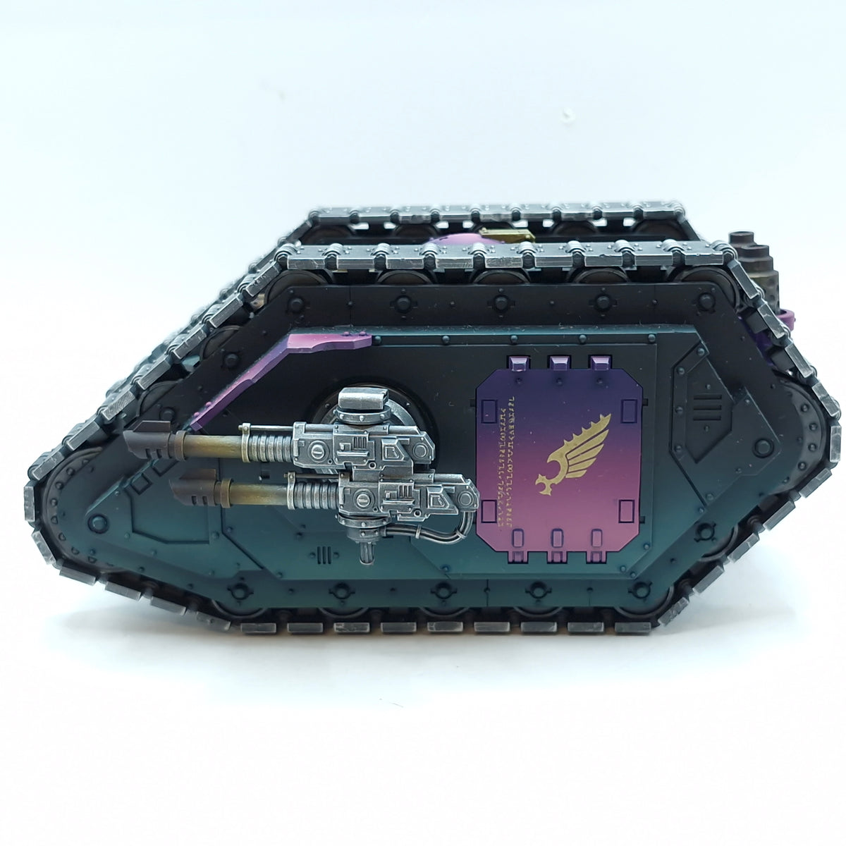 Warhammer Horus Heresy: Space Marines Emperor's Children Land Raider Carrier - Well Painted (AAZ14)