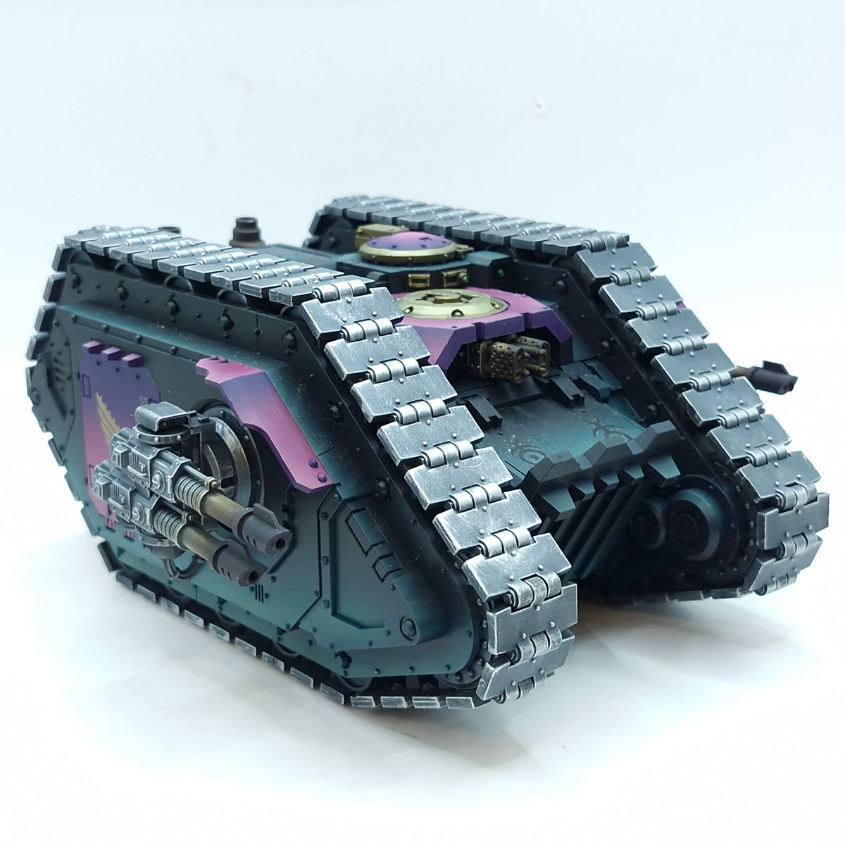 Warhammer Horus Heresy: Space Marines Emperor's Children Land Raider Carrier - Well Painted (AAZ14)