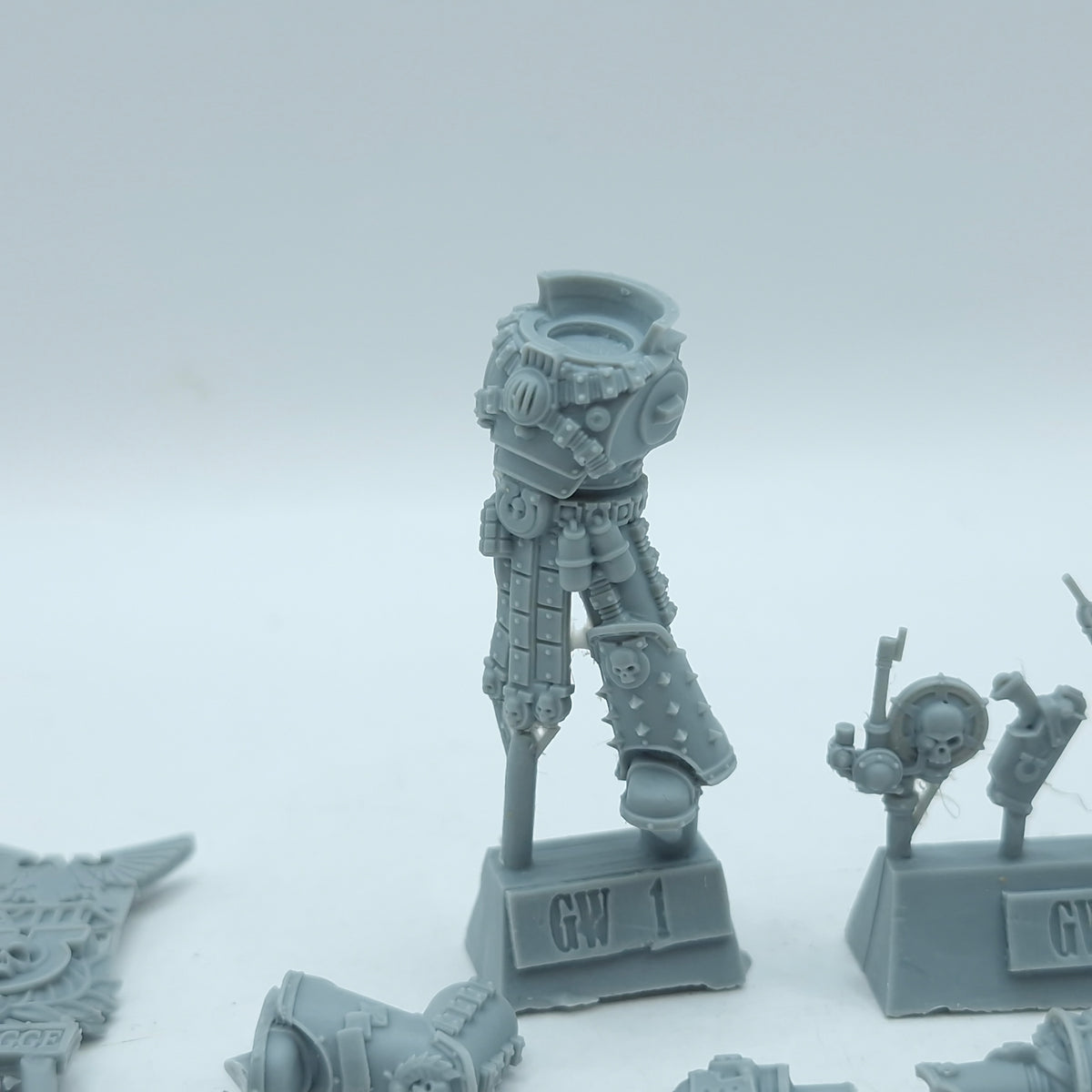 Warhammer Horus Heresy: Space Marines Ultramarines Remus Ventanus - Missing Arm and Backpack (AC191)