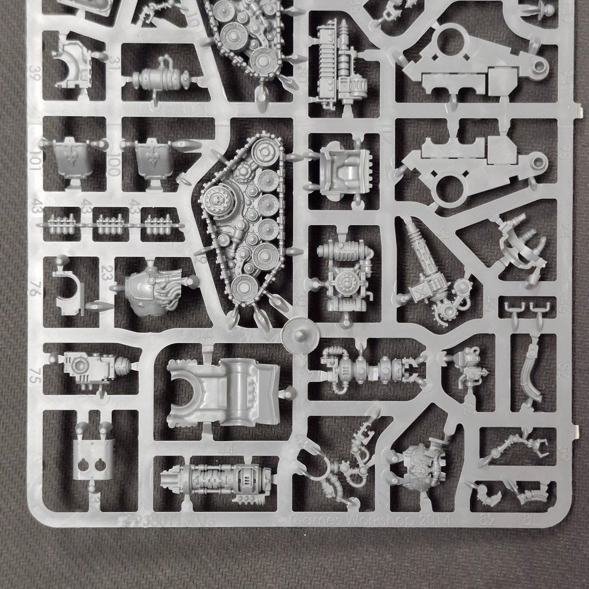 Warhammer 40k: Adeptus Mechanicus x3 Kataphron Destroyers New on Sprue (No bases)
