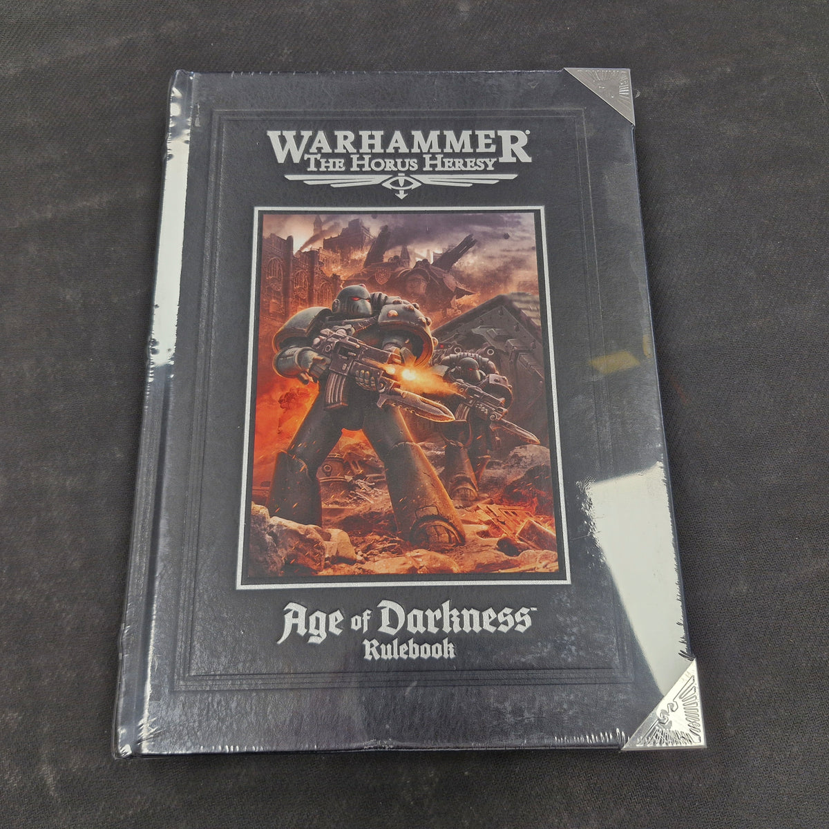 Warhammer The Horus Heresy: Age of Darkness Collectors Edition Rulebook 2022 (BL164)