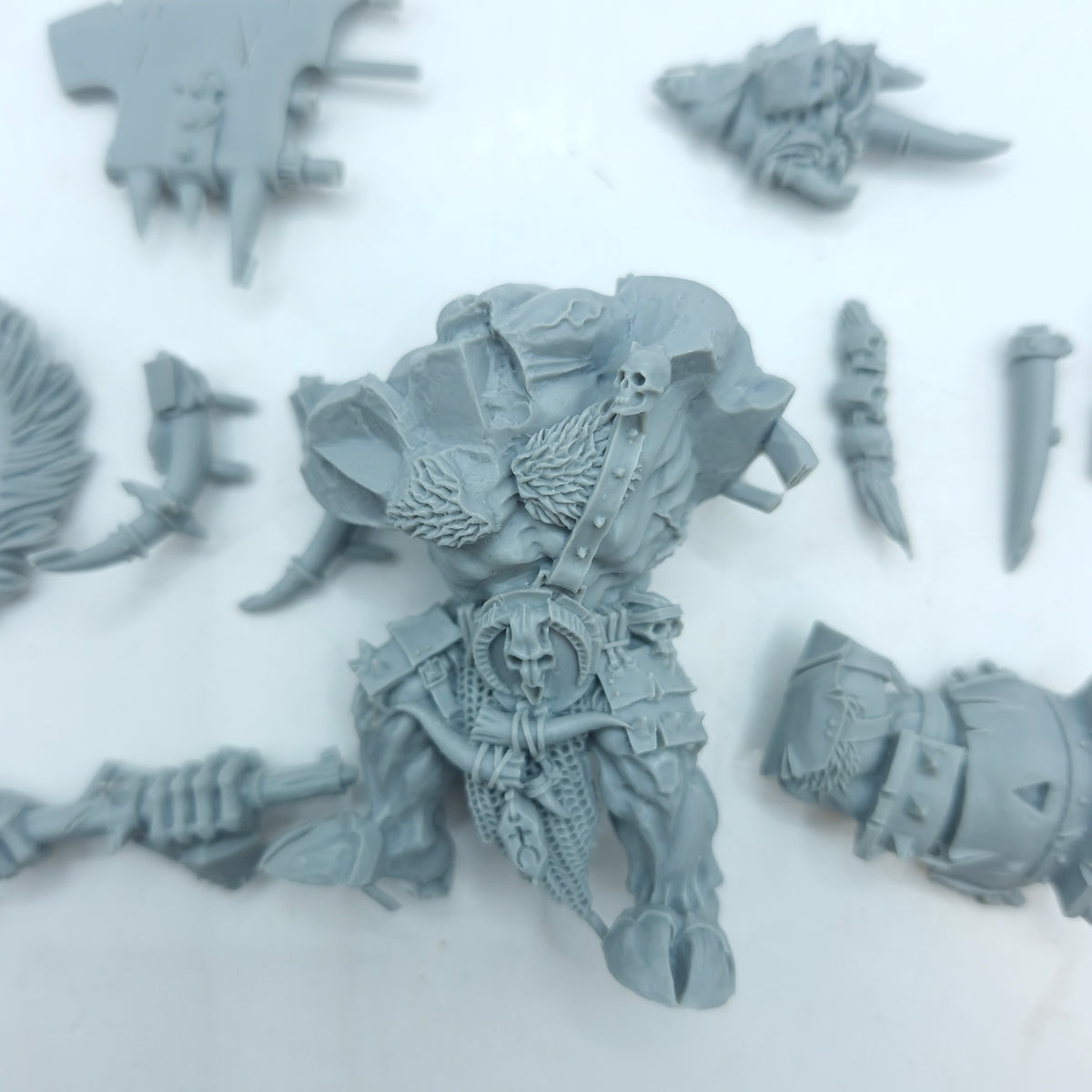 Warhammer The Old World: Beastmen Brayherds Doombull (BR127)