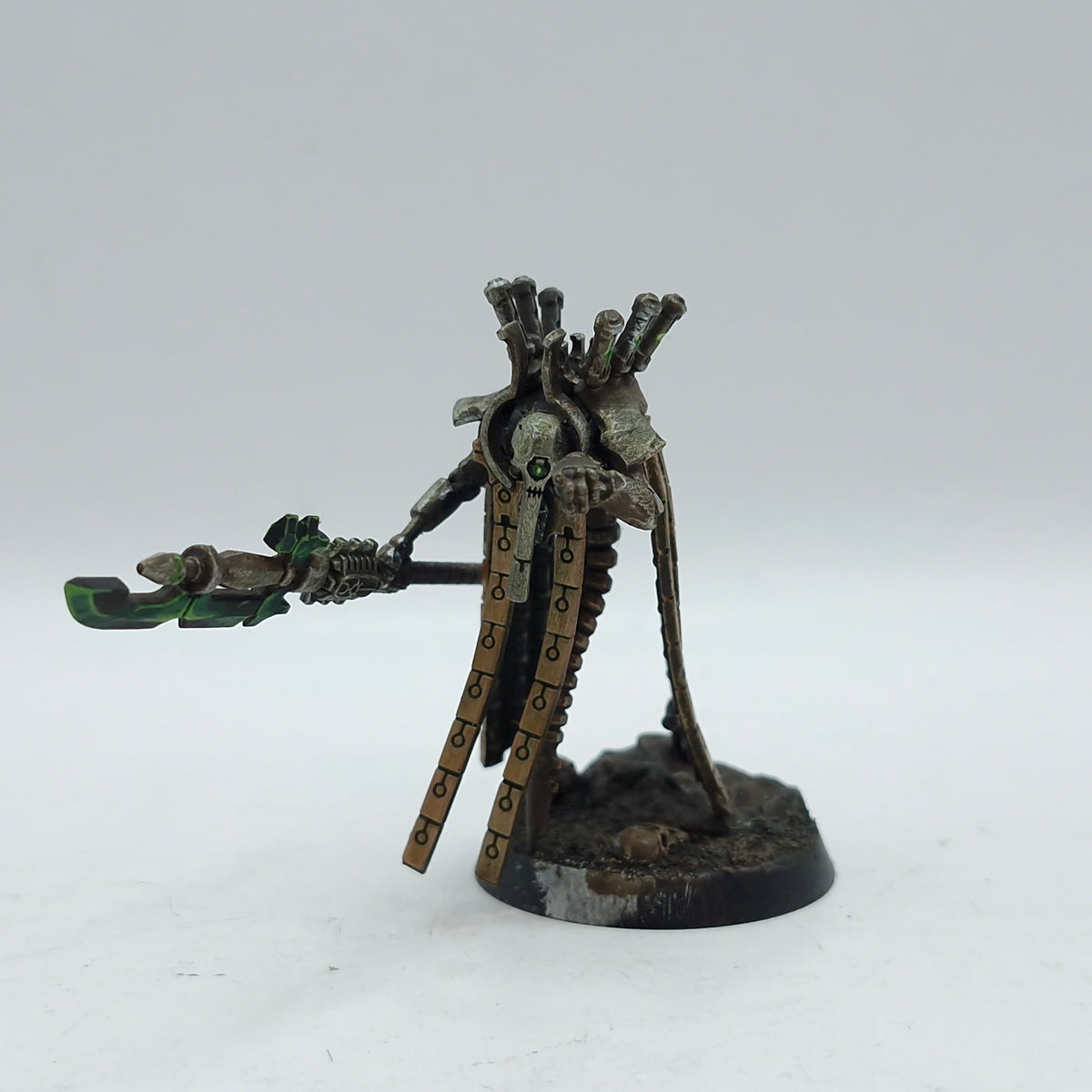 Warhammer 40k: Necron Plasmancer - Painted (AJ040)