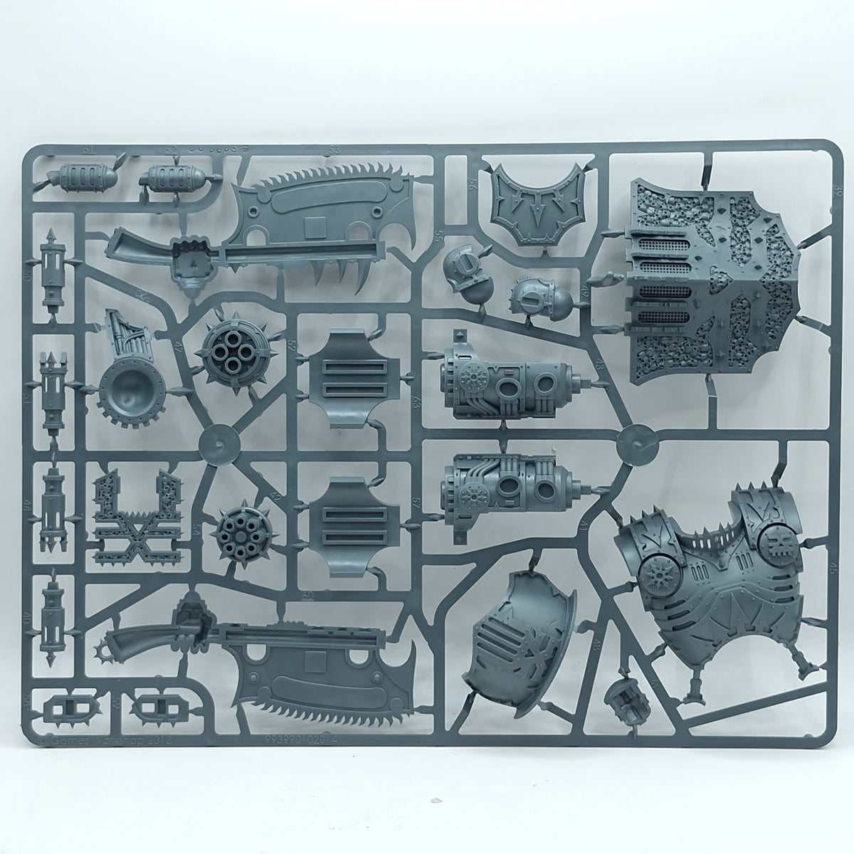 Warhammer 40k: World Eaters Forge World Kytan Ravager OOP BNIB (AY124)