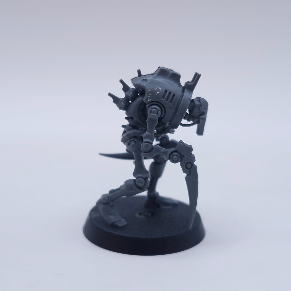 Warhammer 40k: Necron Plasmancer with Cryptothralls BA151