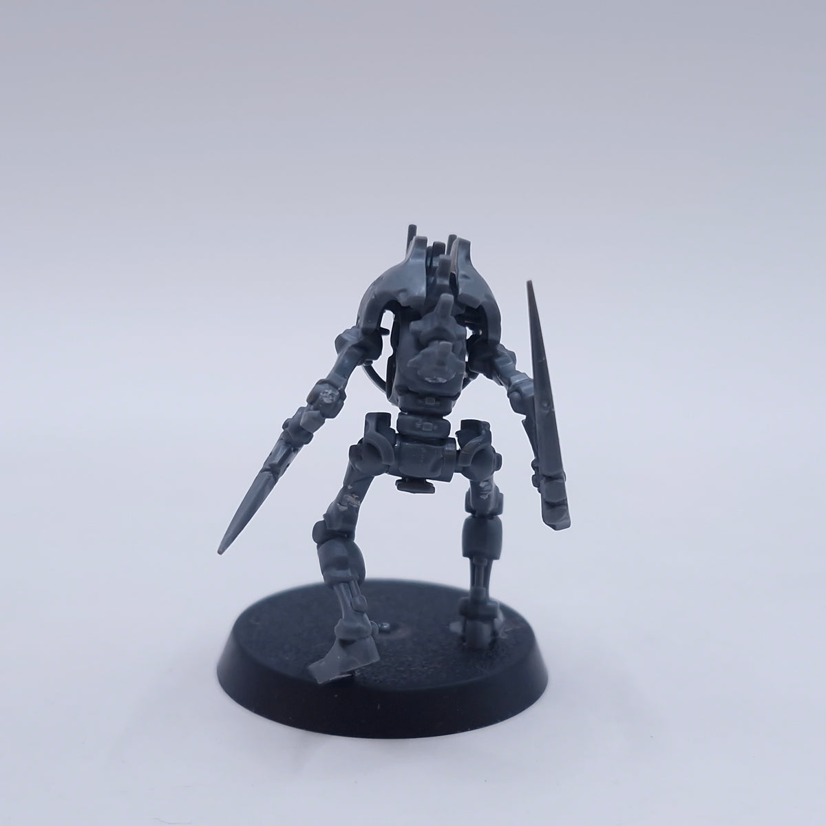 Warhammer 40k: Necron Plasmancer with Cryptothralls BA151