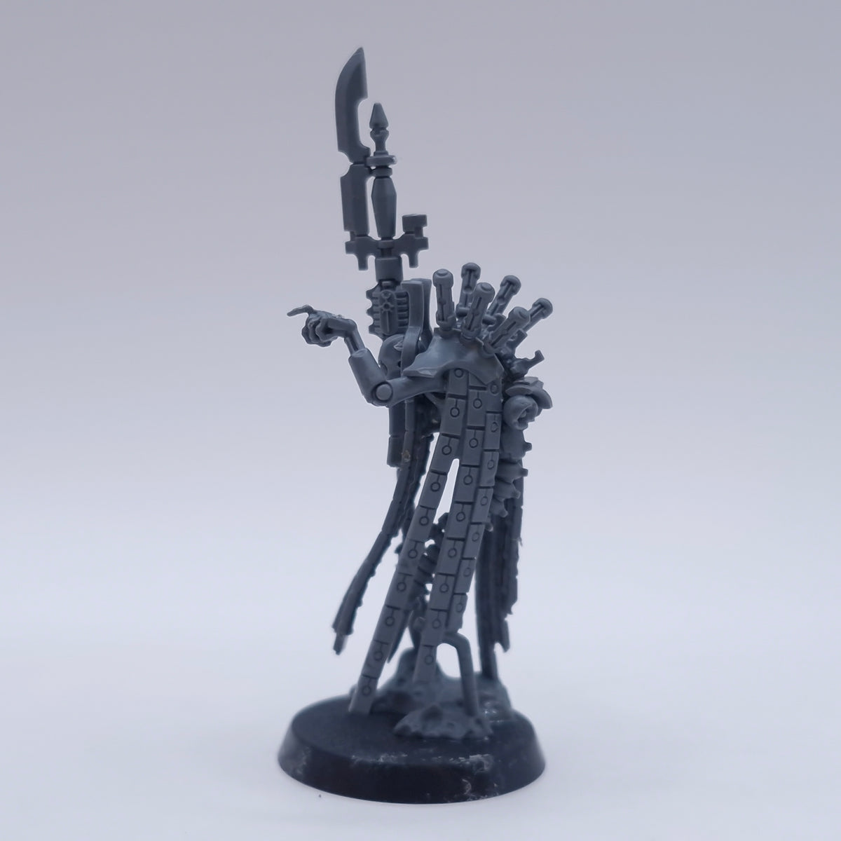 Warhammer 40k: Necron Plasmancer with Cryptothralls BA151
