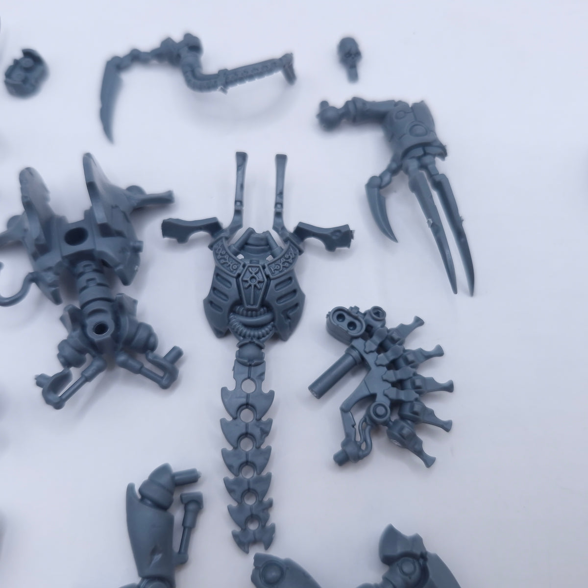 Warhammer 40k: Necron Skorpekh Lord with Plasmacyte Unassembled BH214