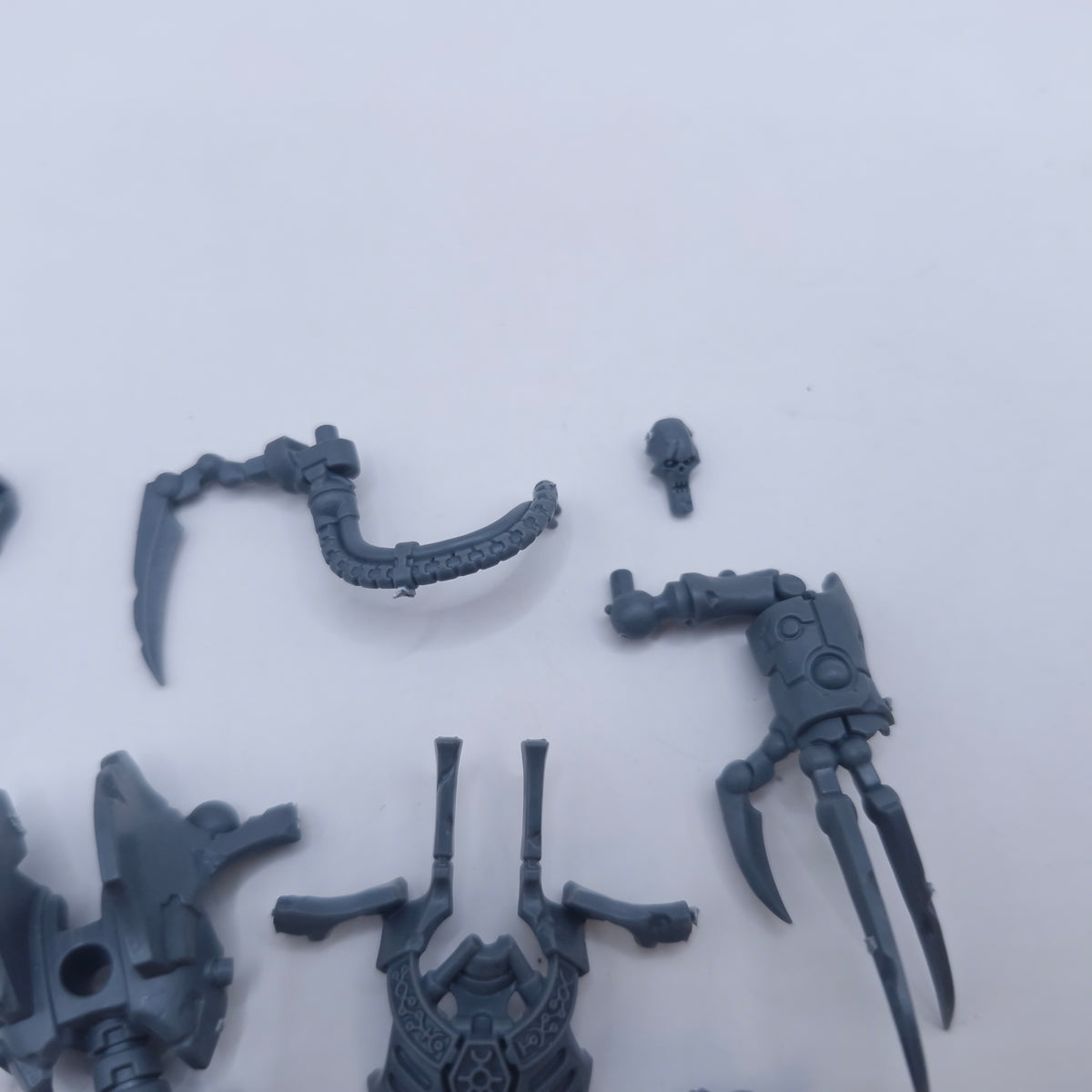 Warhammer 40k: Necron Skorpekh Lord with Plasmacyte Unassembled BH214