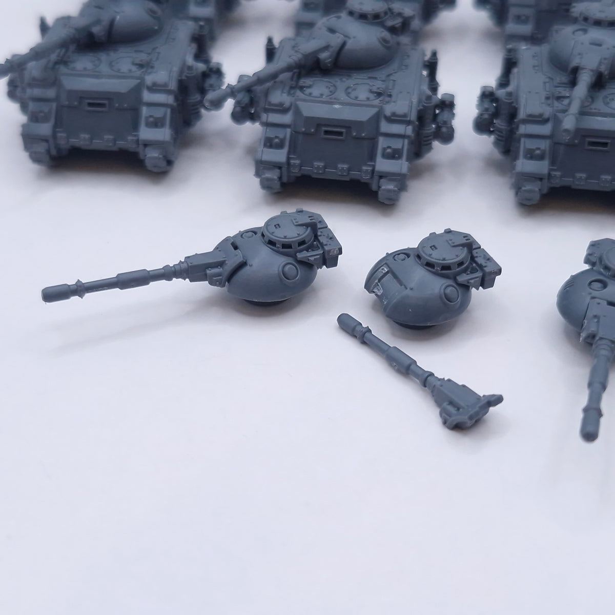 Warhammer Legions Imperialis: Predator Squadron with Weapon Options BP082