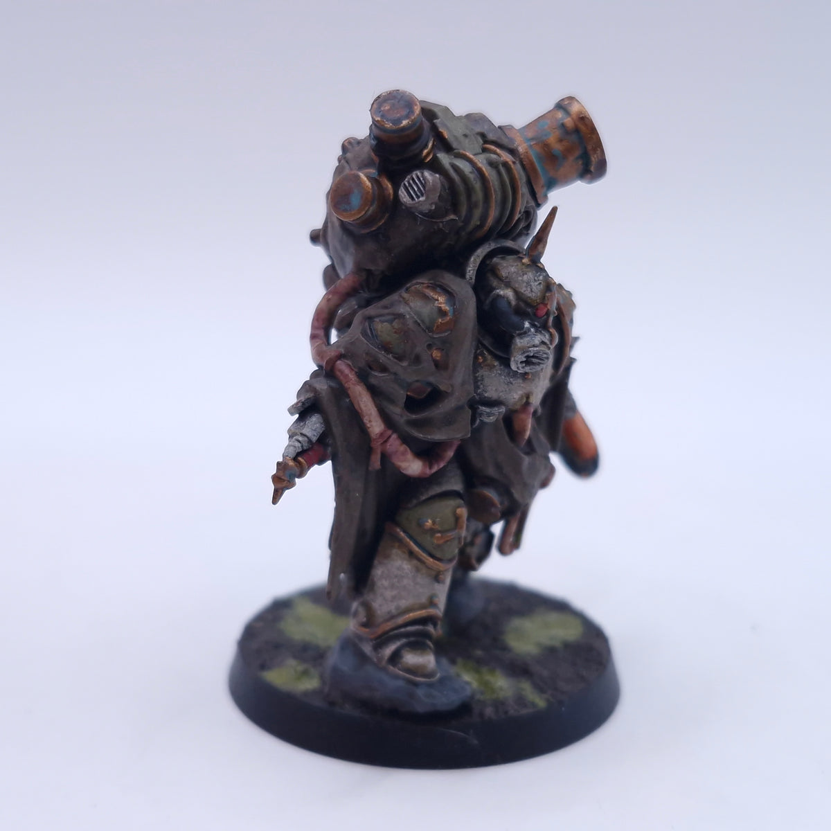 Warhammer 40k: Deathguard Lord of Poxes Well Painted AT023