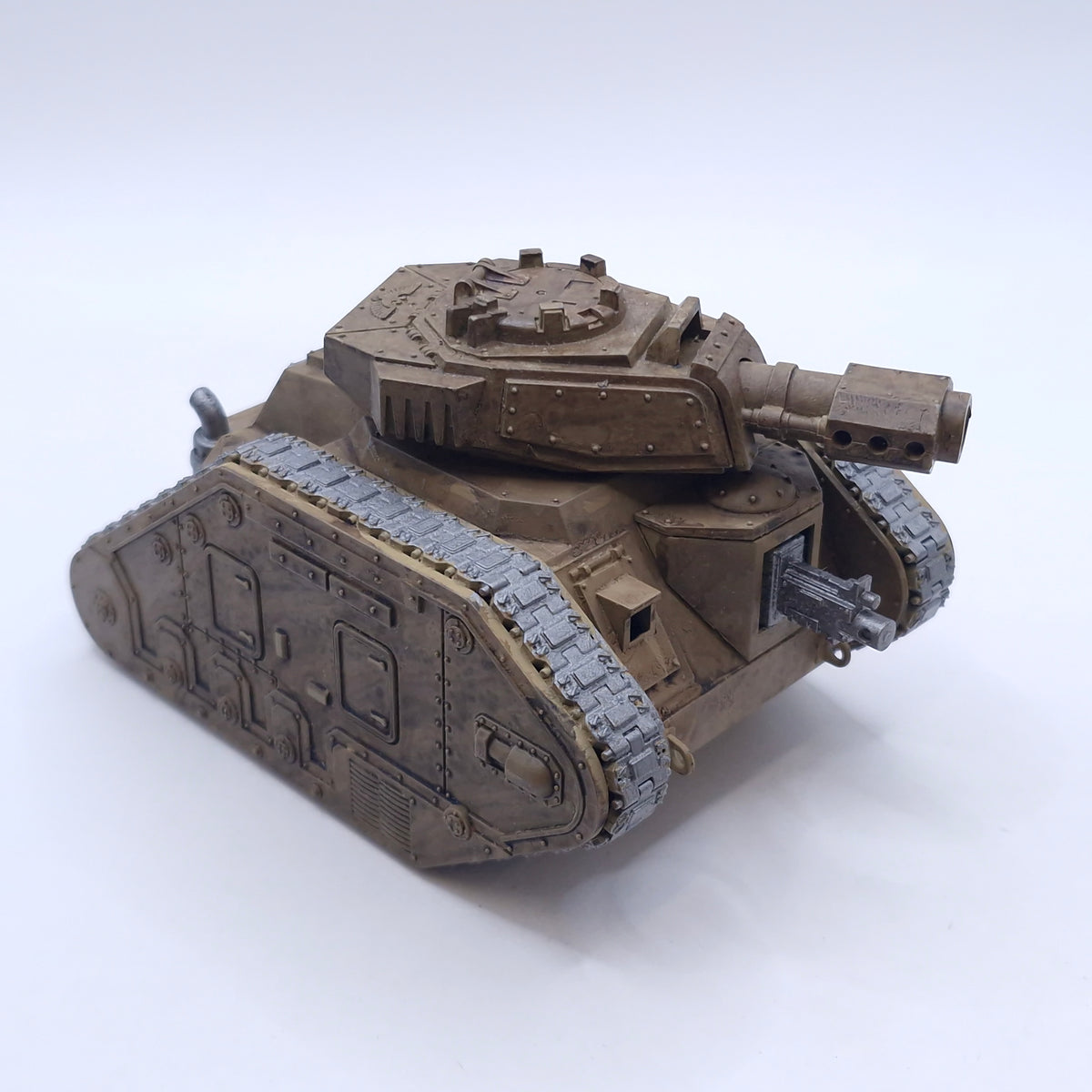 Warhammer 40k: Astra Militarum Leman Russ Painted BC044