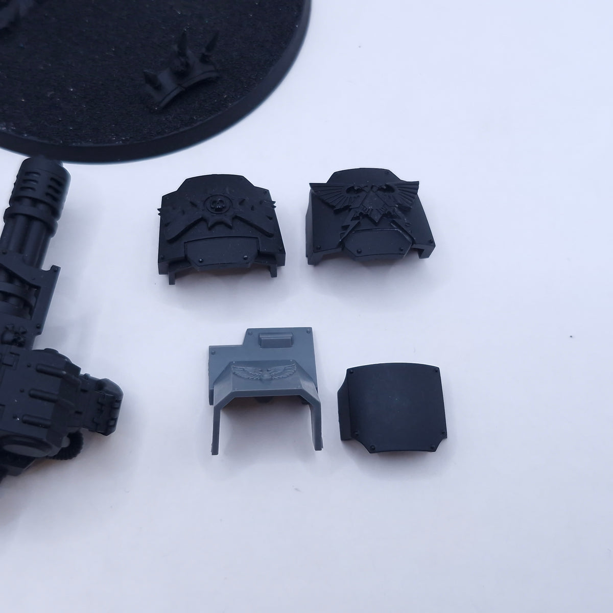 Warhammer 40k: Space Marines Blood Angels Redemptor Dreadnought Chaplain AI196