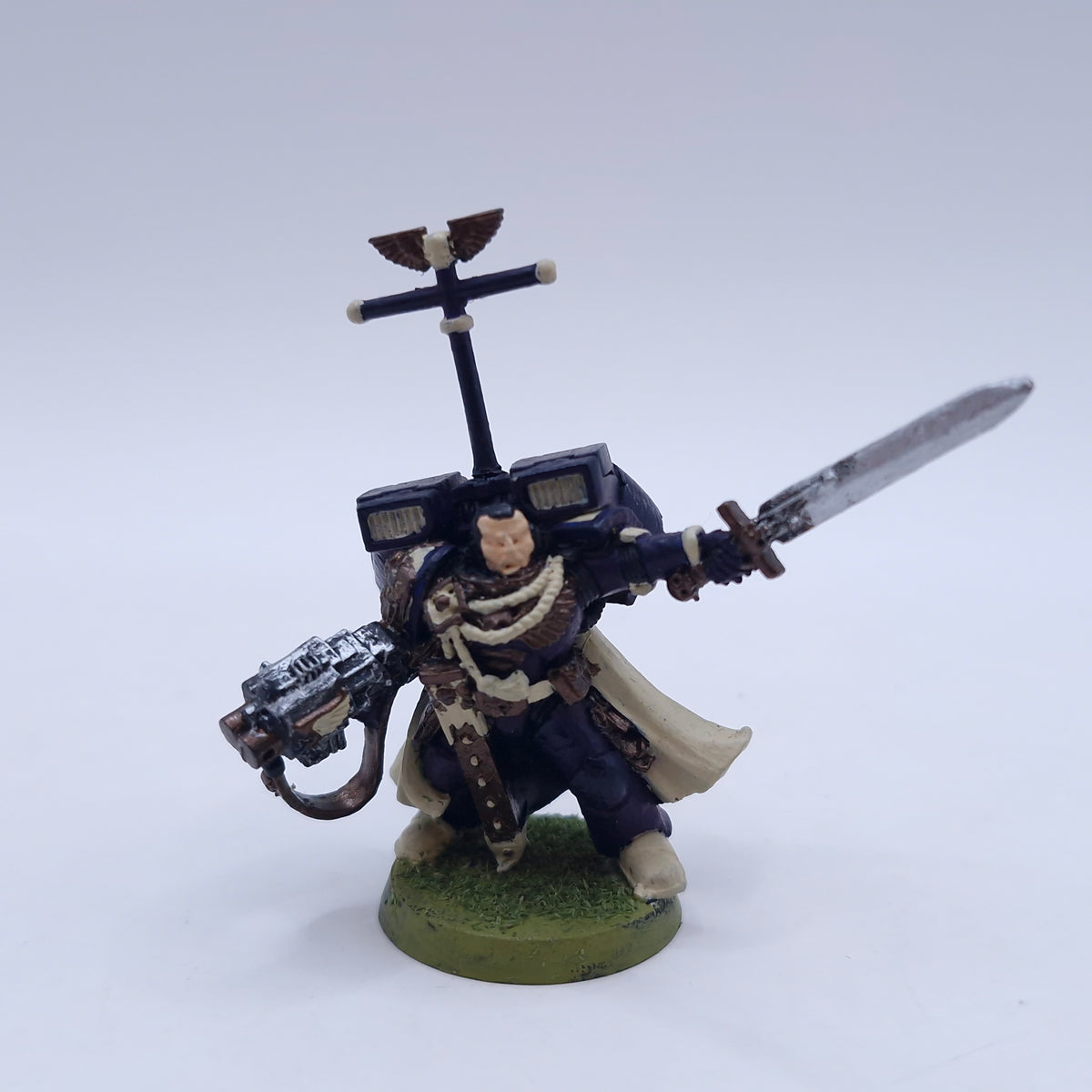 Warhammer 40k: Space Marines Tigurius with 3rd Edition Captain Painted BJ181