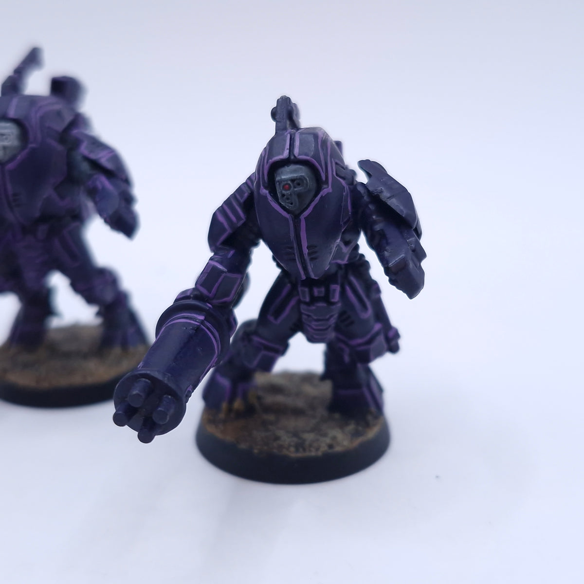 Warhammer 40k: T'au XV26 Stealth Battlesuits Painted BC033