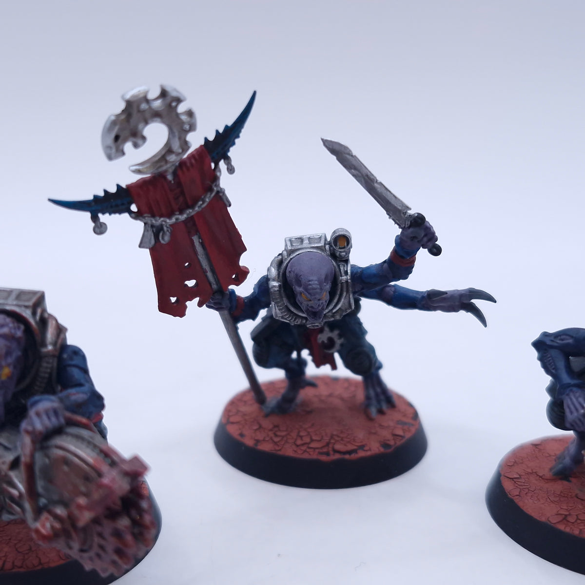 Warhammer 40k: Genestealer Cults Acolyte Hybrids with Acolyte Iconward Painted BTA17