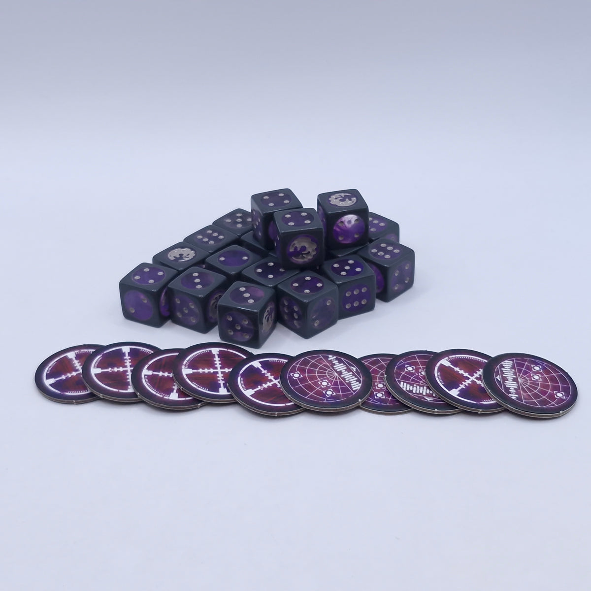 Warhammer 40k: Genestealer Cult Dice with Tokens BTA25