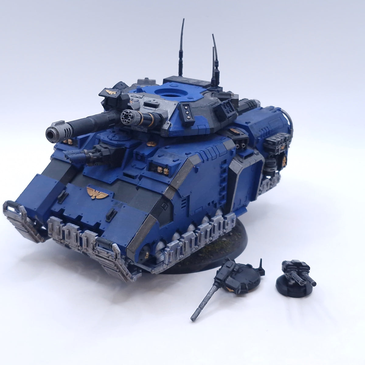 Warhammer 40k: Space Marines Repulsor Executioner Painted AEZ04