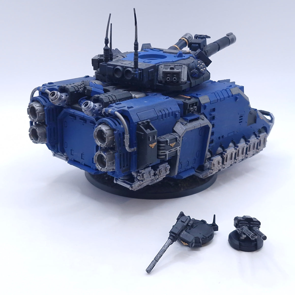 Warhammer 40k: Space Marines Repulsor Executioner Painted AEZ04