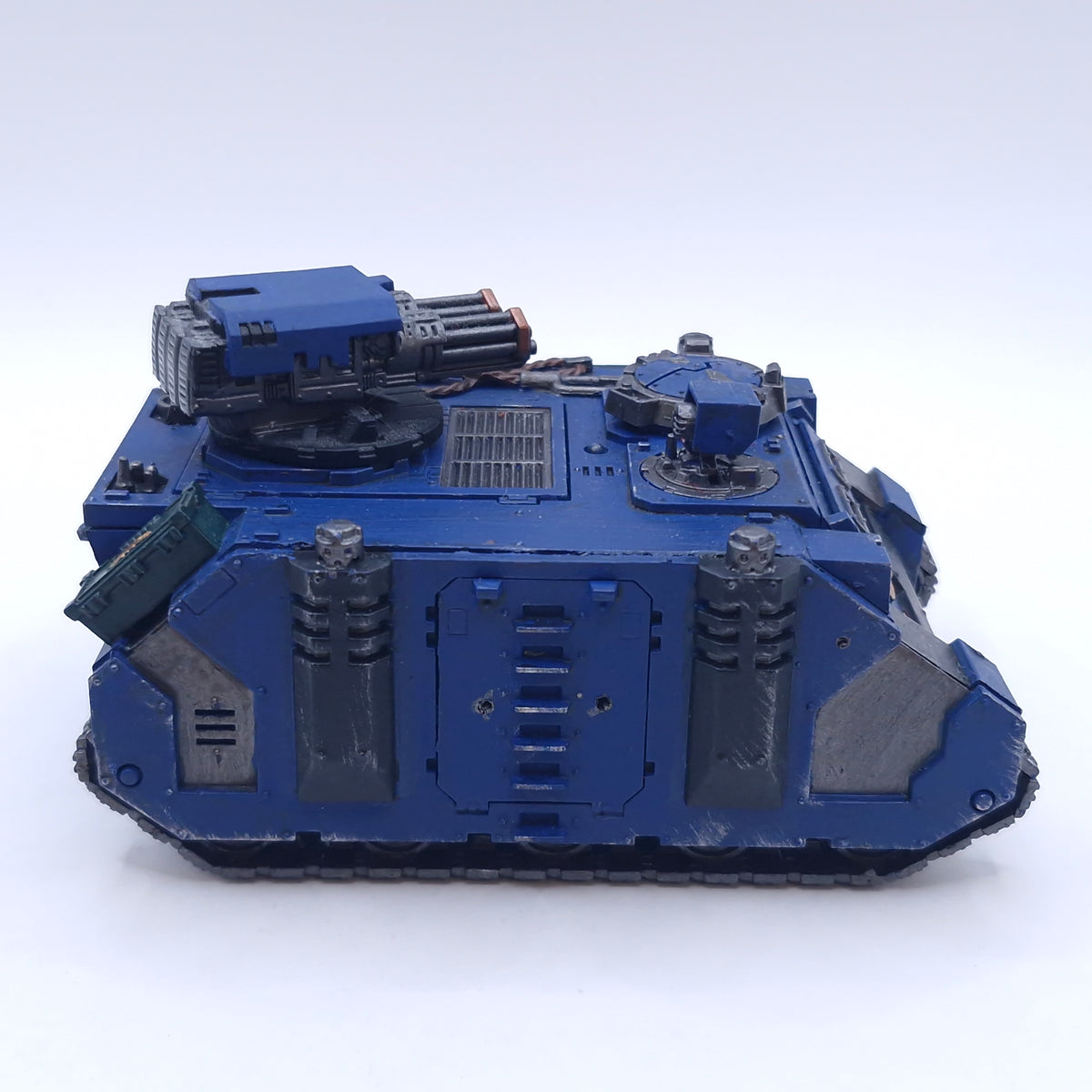 Warhammer 40k: Space Marines Razorback with Weapon Options Painted AEZ12