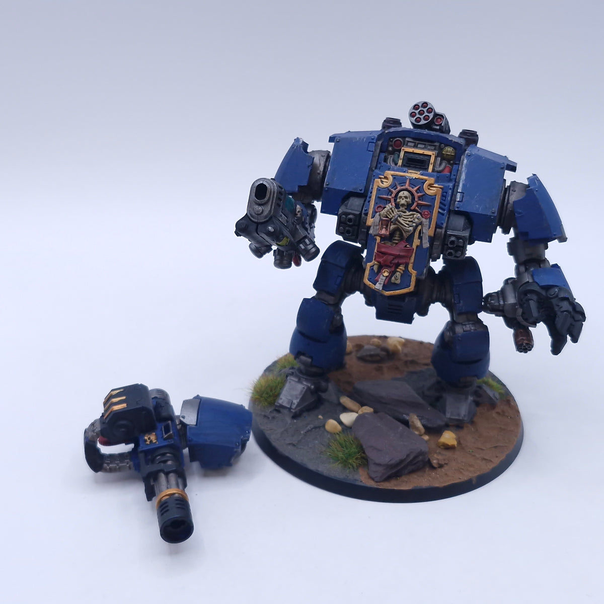 Warhammer 40k: Space Marines Redemptor Dreadnought Painted ATZ01