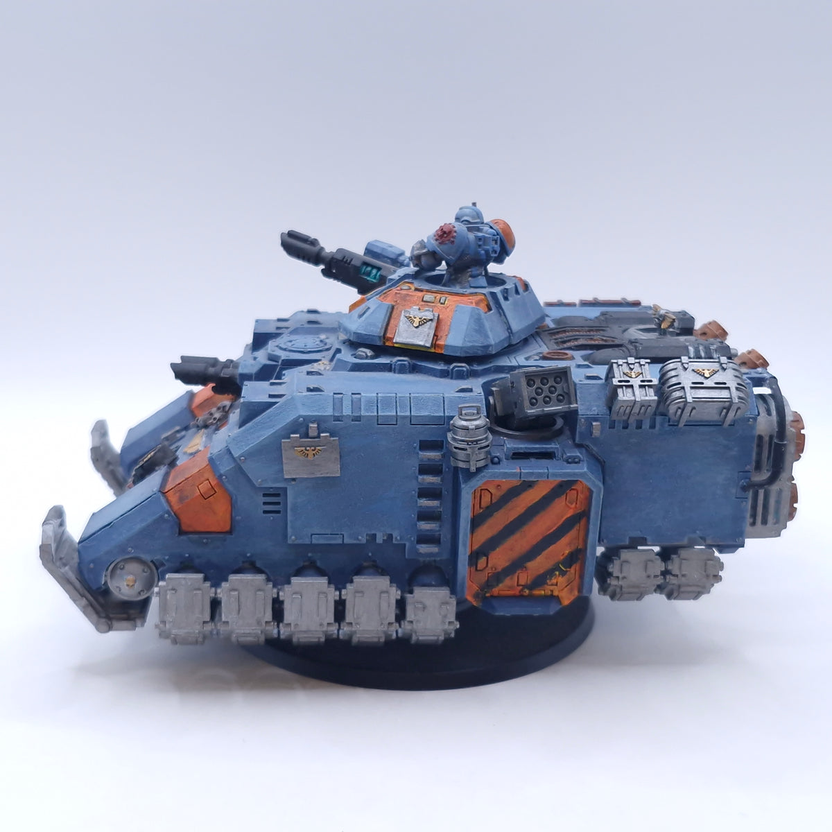 Warhammer 40k: Space Marines Repulsor Painted BQ024