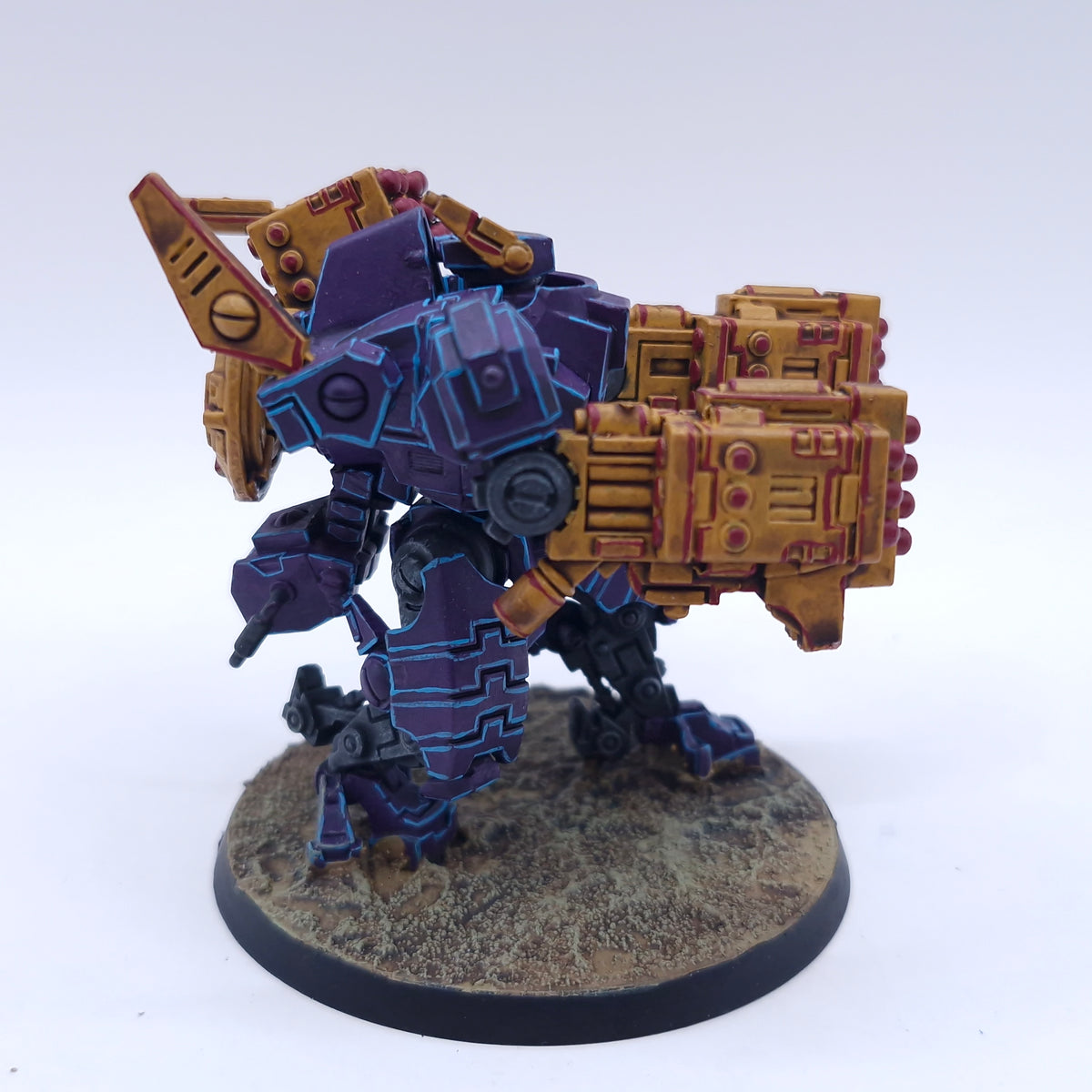 Warhammer 40k: T'au Broadside Battlesuit Painted BTB45