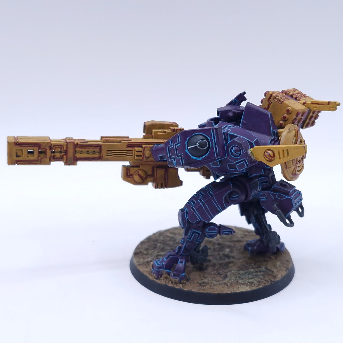 Warhammer 40k: T'au Broadside Battlesuit Painted BTB18