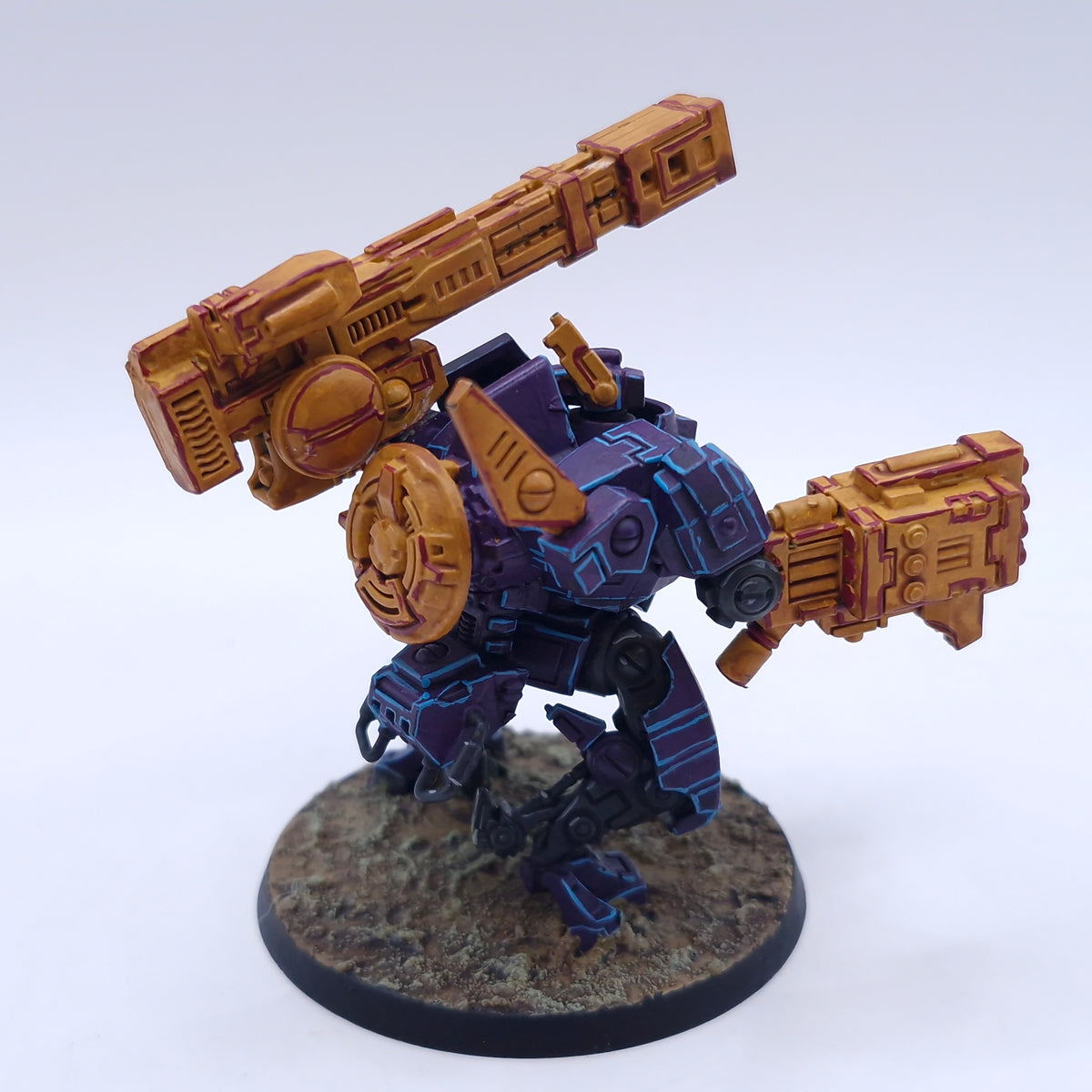 Warhammer 40k: T'au Broadside Battlesuit Painted BTB48