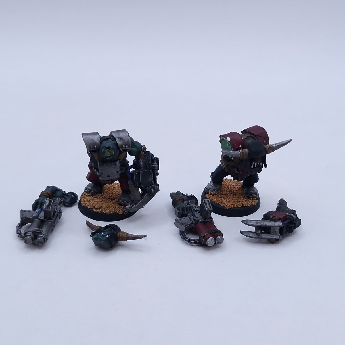 Warhammer 40k: Orks Metal Nobs Painted AI086