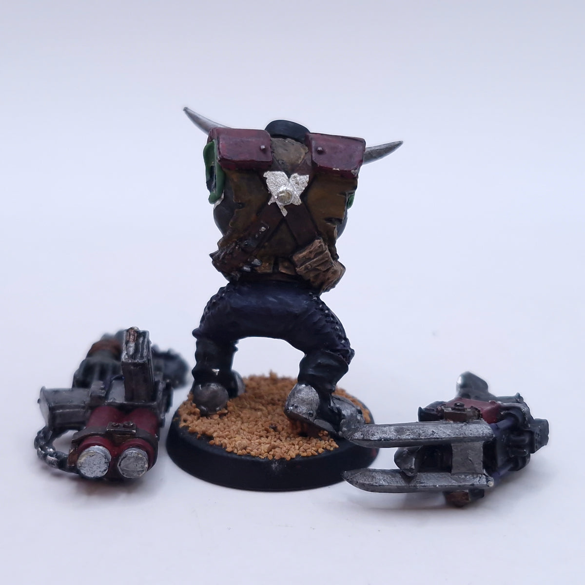 Warhammer 40k: Orks Metal Nobs Painted AI086