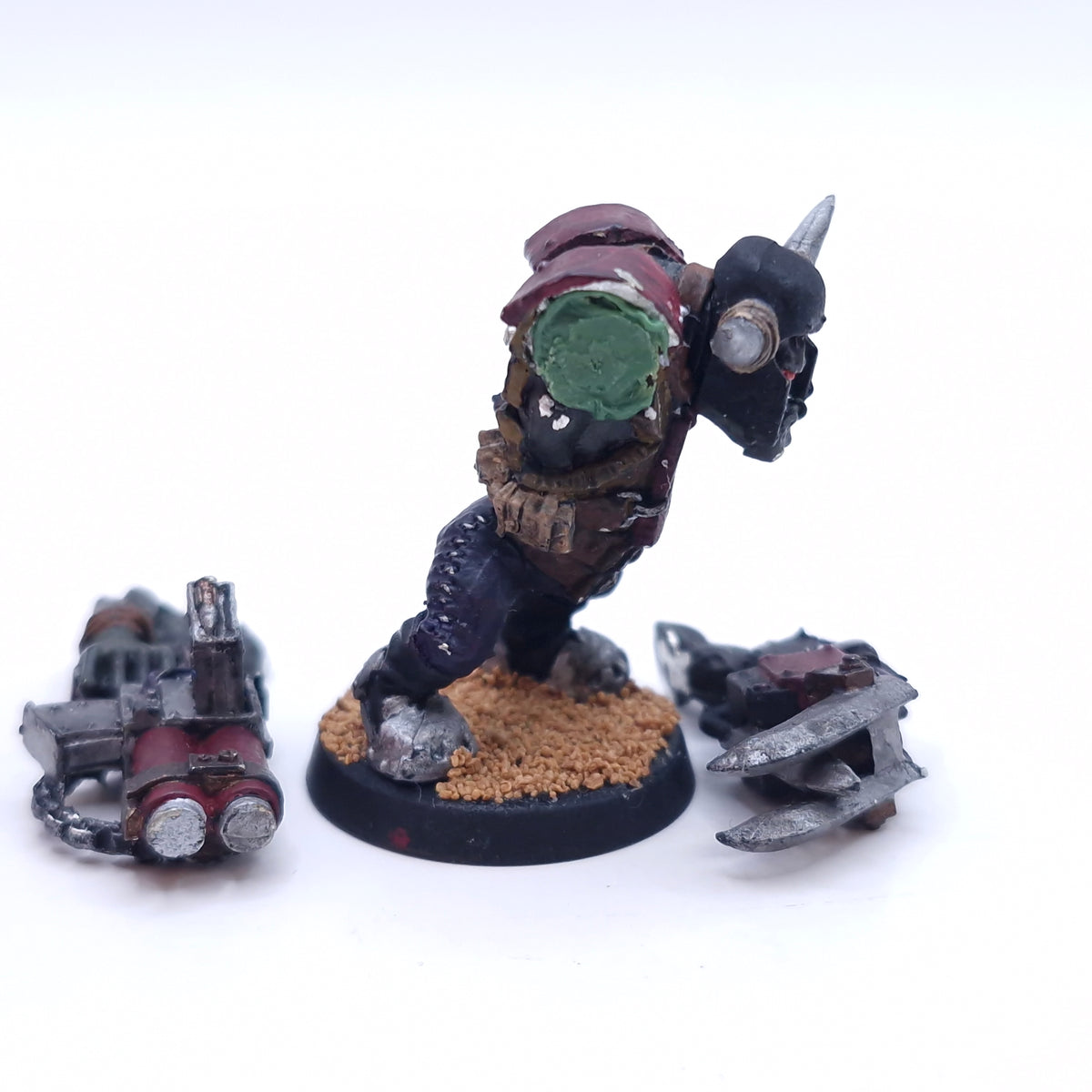 Warhammer 40k: Orks Metal Nobs Painted AI086