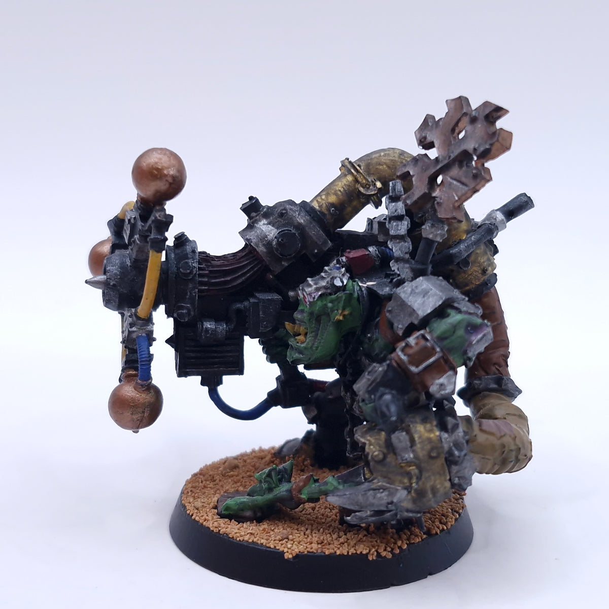 Warhammer 40k: Orks Big Mek with Shokk Attack Gun Painted BTC01