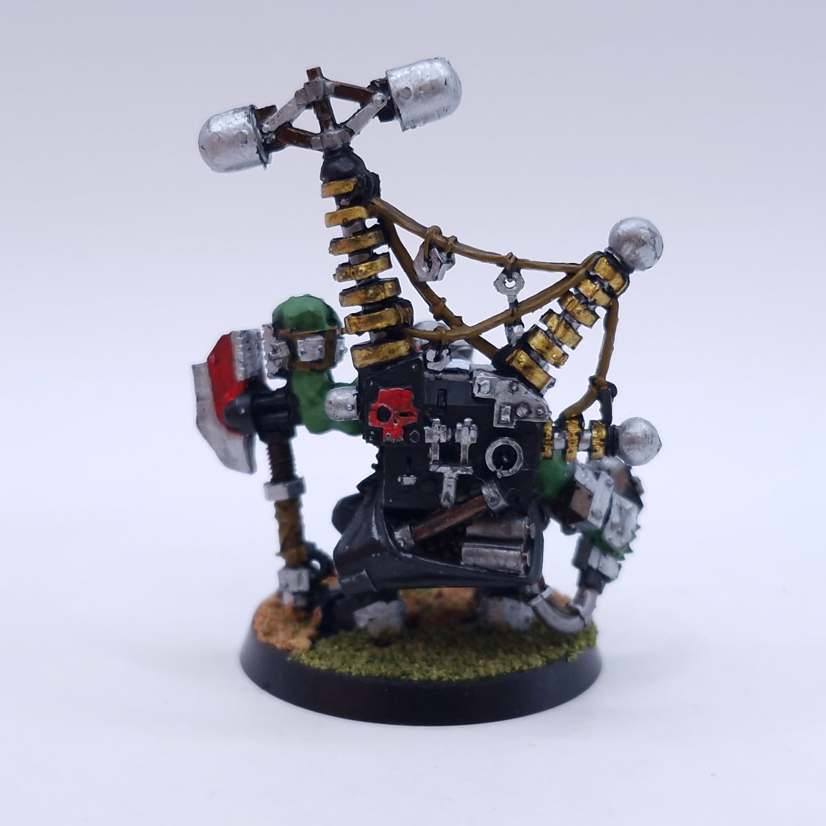 Warhammer 40k: Orks Big Mek with Custom Force Field Painted AI277