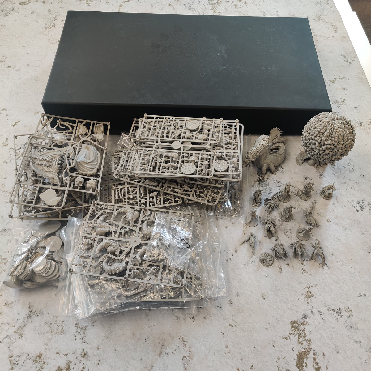 Kingdom Death Monster Gamblers Chest - Part Assembled with Inserts AY124