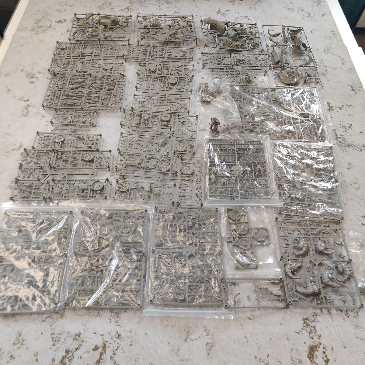 Kingdom Death Monster Gamblers Chest - Part Assembled with Inserts AY124