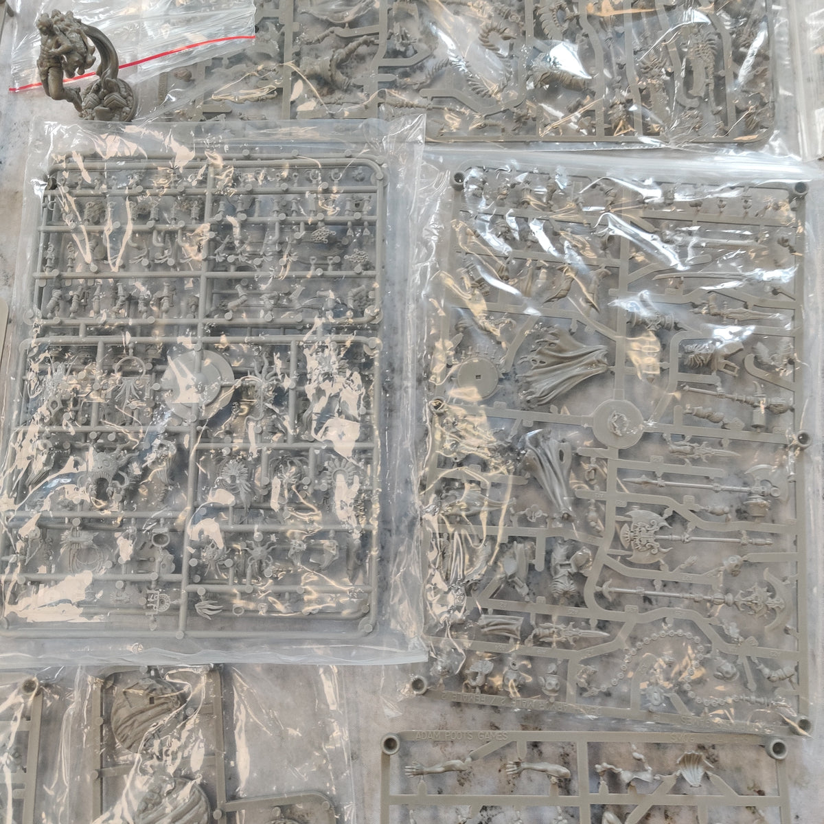 Kingdom Death Monster Gamblers Chest - Part Assembled with Inserts AY124