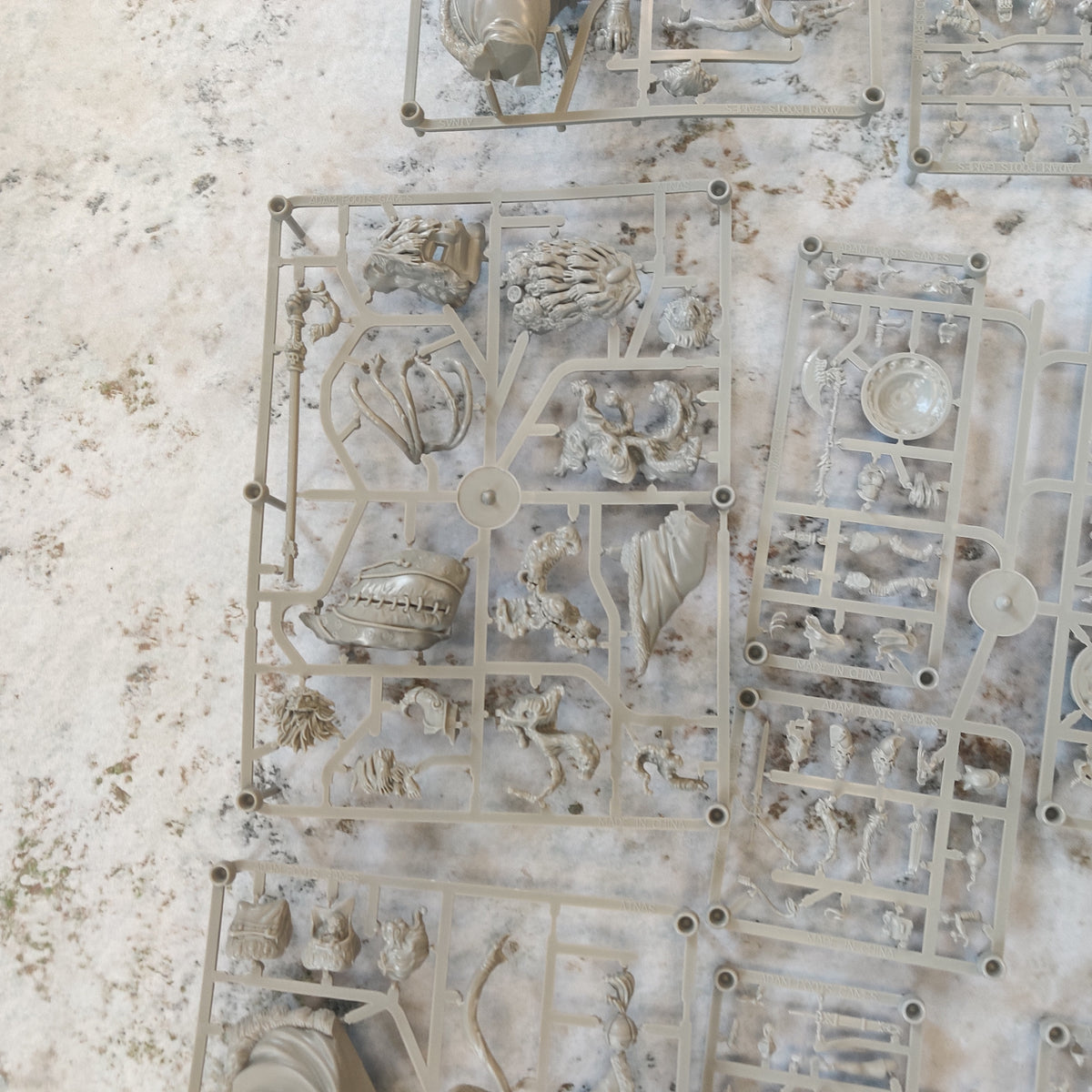 Kingdom Death Monster Gamblers Chest - Part Assembled with Inserts AY124
