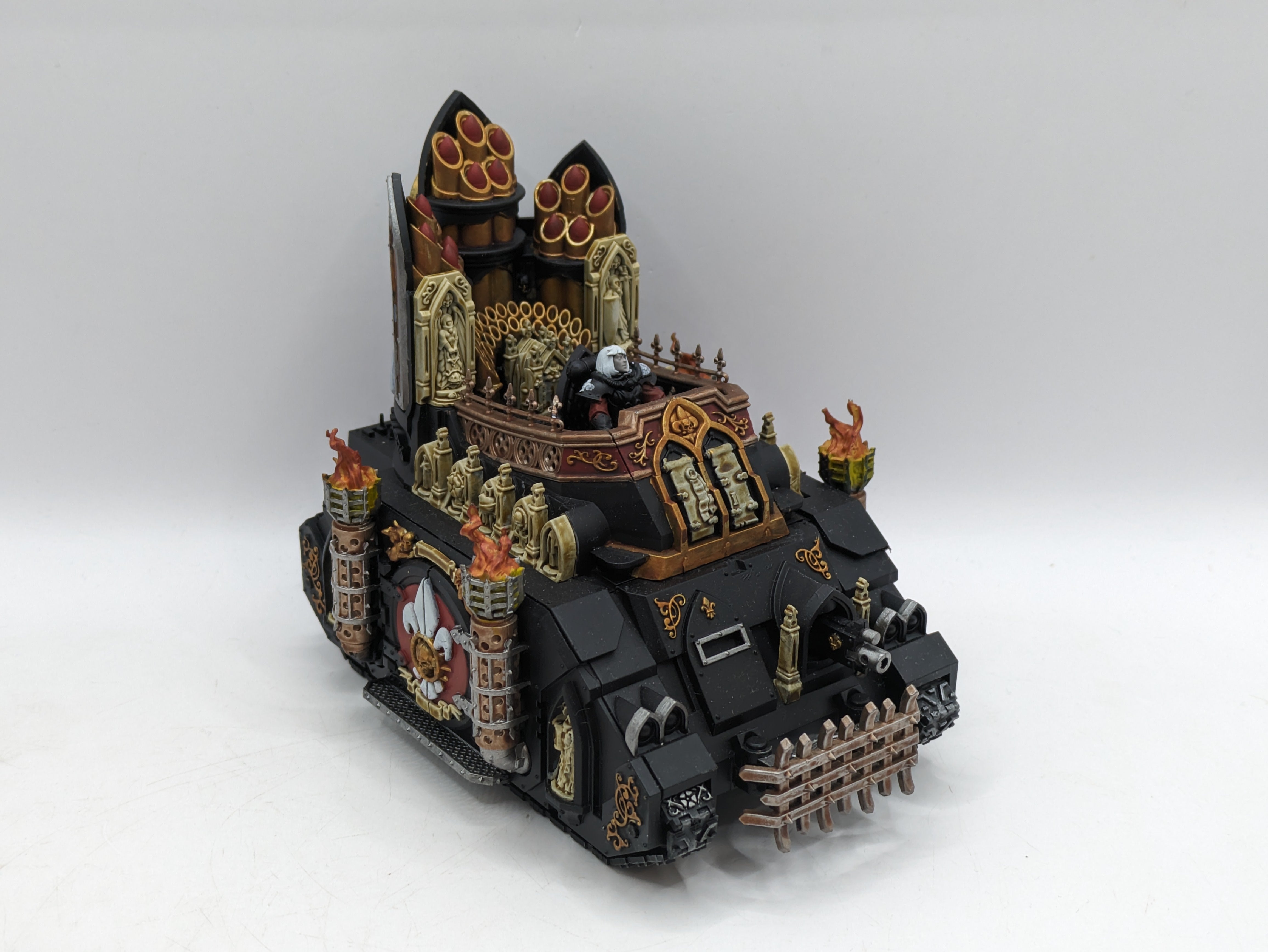 Warhammer 40k: Adepta Sororitas Exorcist Tank (AR017)