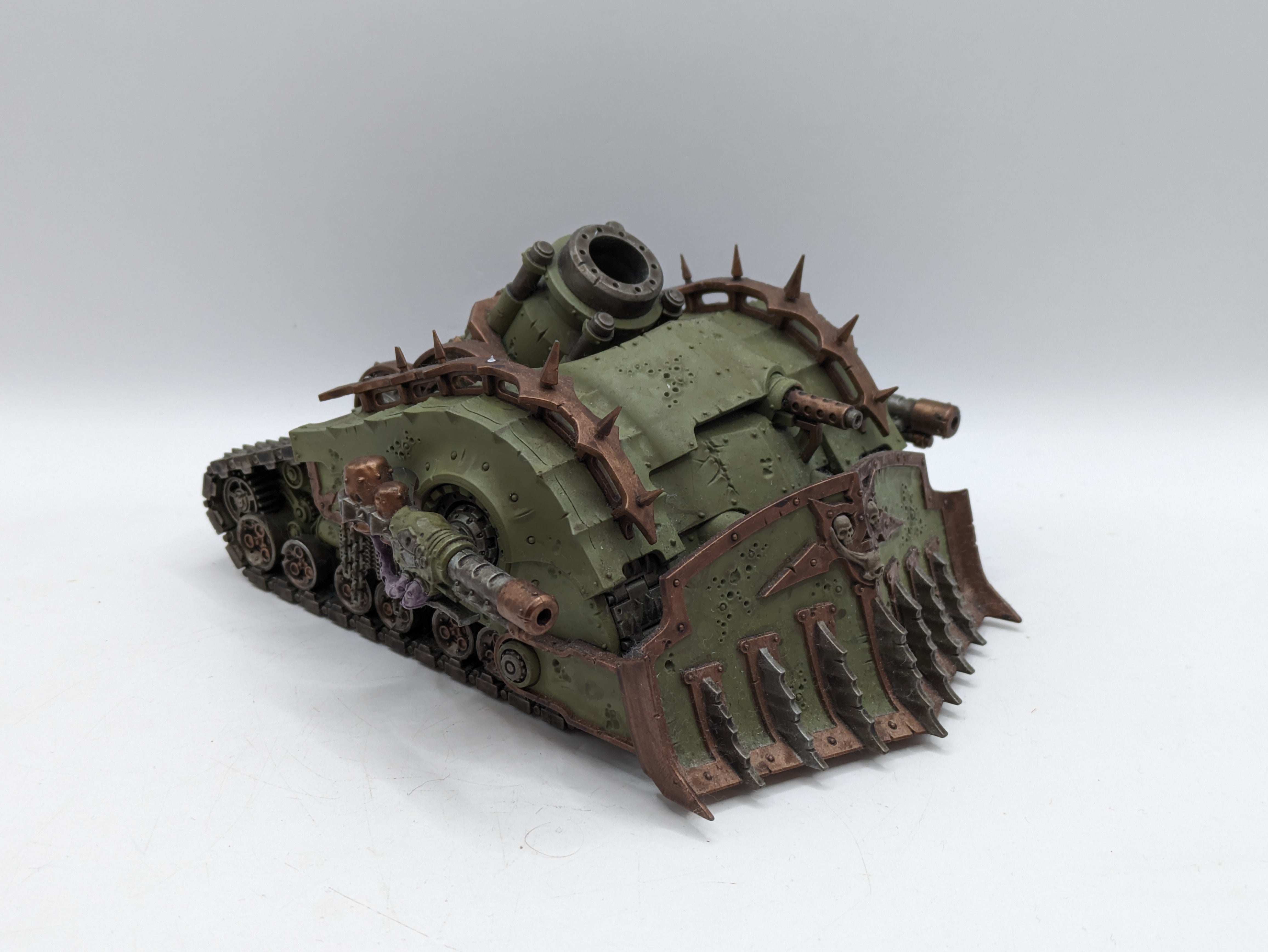 Warhammer 40k: Death Guard Plagueburst Crawler (AX030)