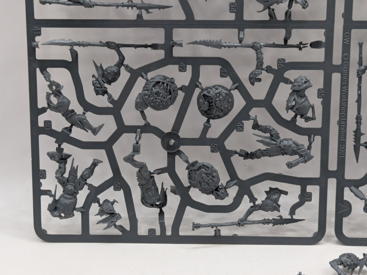 Warhammer Age of Sigmar: Orruk Warclans Kruleboyz Gutrippaz (SPRUE0002)