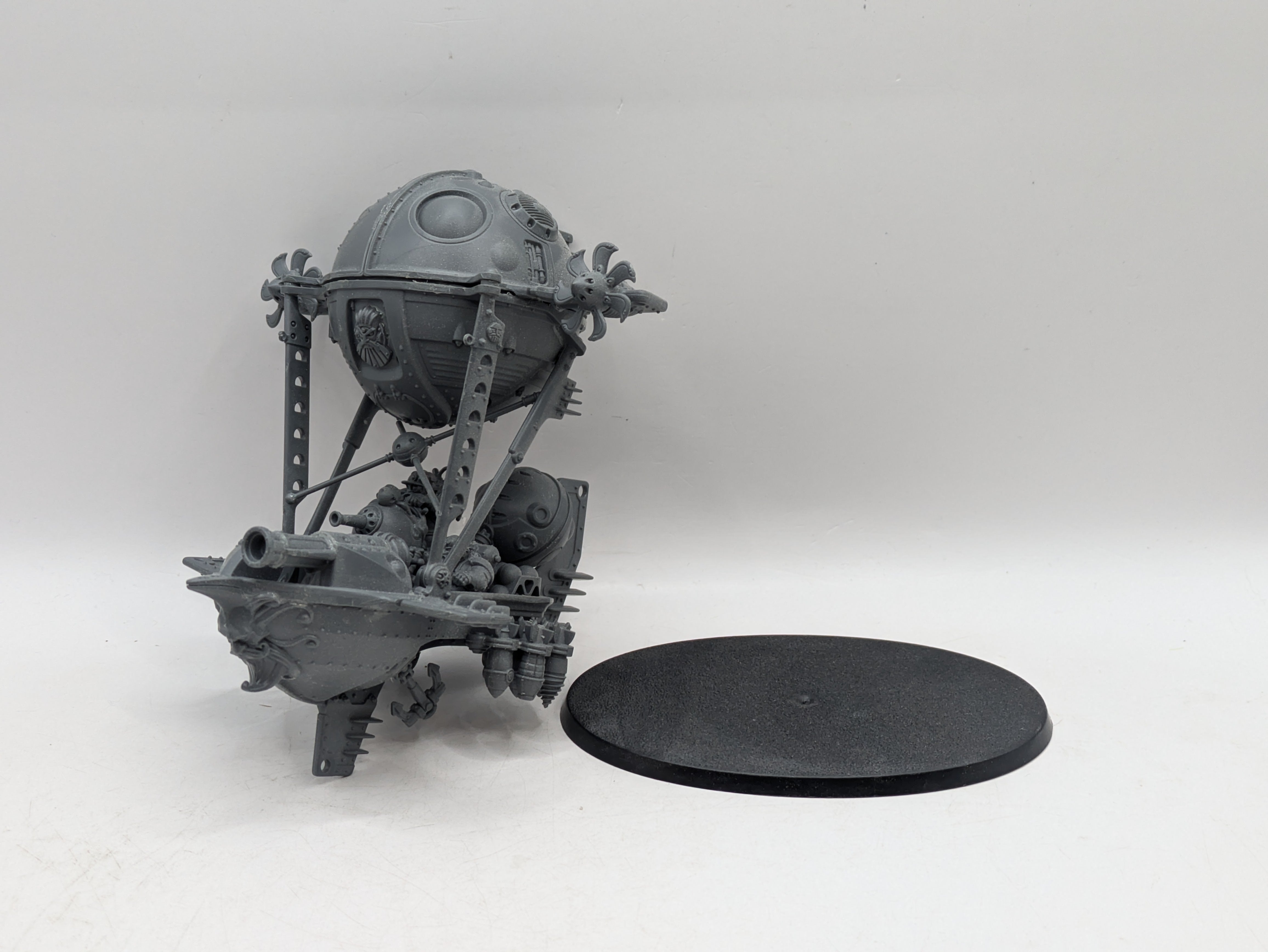 Games Workshop Warhammer – Kharadron Overlords: Grundstok Gunhauler (nuovo)