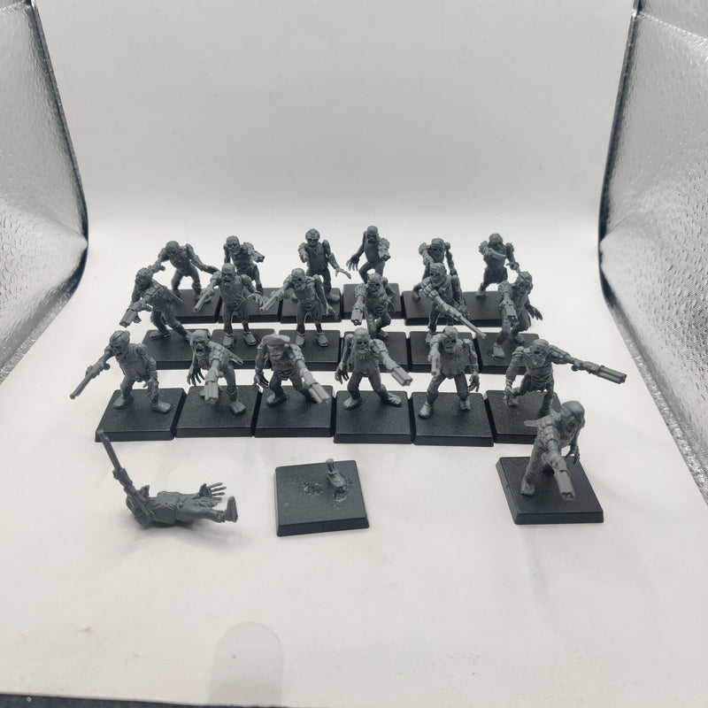 Warhammer the Old World Vampire Counts Zombies with Guns x20 AD105