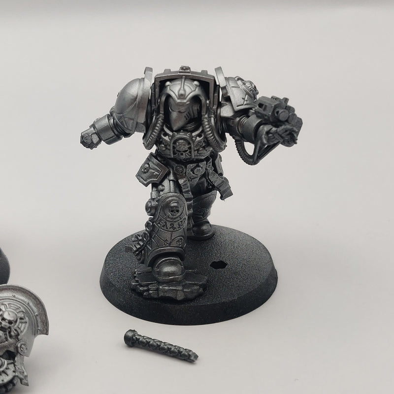 Warhammer 40k Space Marines Terminator Captain and Librarian AI262