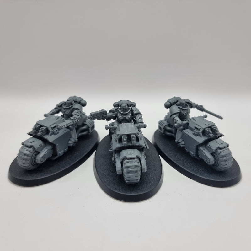 Warhammer 40k: Space Marine Outriders (AL008)