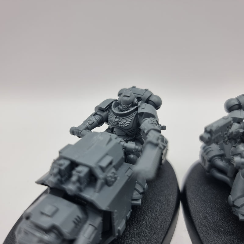 Warhammer 40k: Space Marine Outriders (AL008)