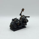 Warhammer 40k: Space Marines Metal Chaplain on Bike (BJ127)