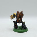 Warhammer 40k: Chaos Space Marines Metal Sorcerer, Champion and Obliterator (AT058)