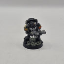 Warhammer 40k Legion of the Damned Space Marine with Flamer AW080